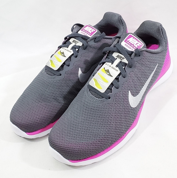 *New* Women's Nike Sneakers (9) Training, Walking. - Picture 2 of 8